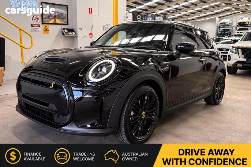 Black 2021 Mini Cooper Hatchback Se Classic 3D Hatch