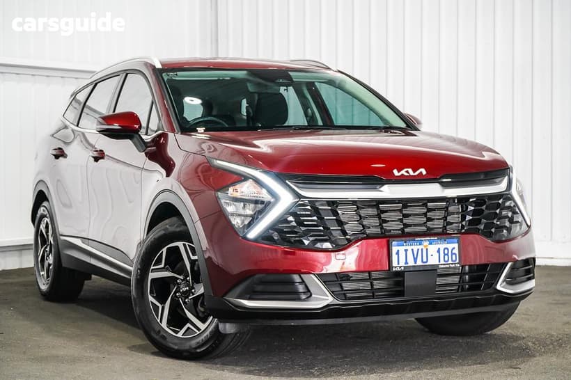 Red 2024 Kia Sportage Wagon S (Fwd)