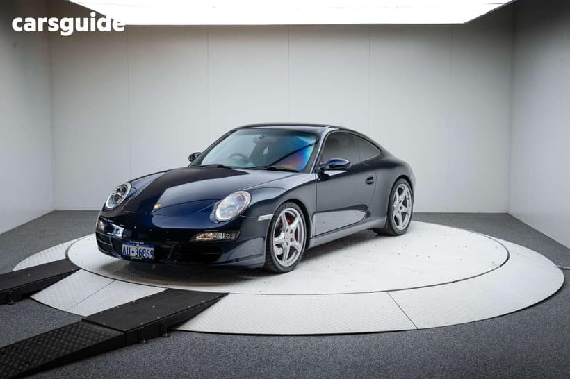 Blue 2006 Porsche 911 Coupe Carrera S