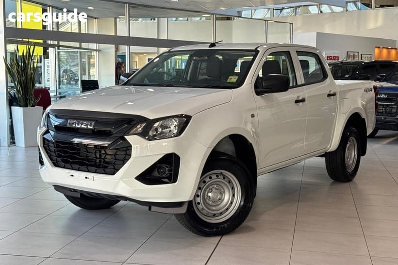 White 2025 Isuzu D-MAX Crew Cab Utility Sx (4X4)