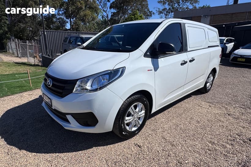 White 2023 LDV G10 Van Barn Door
