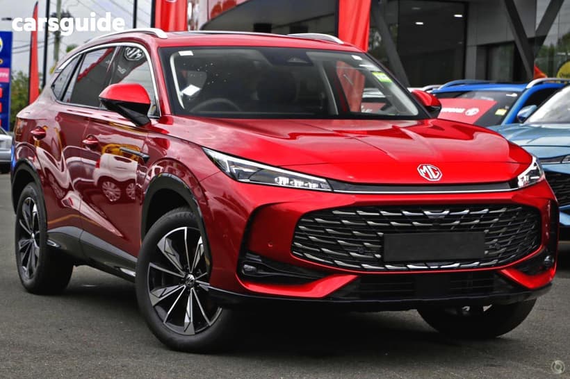 Red 2025 MG HS Wagon Essence