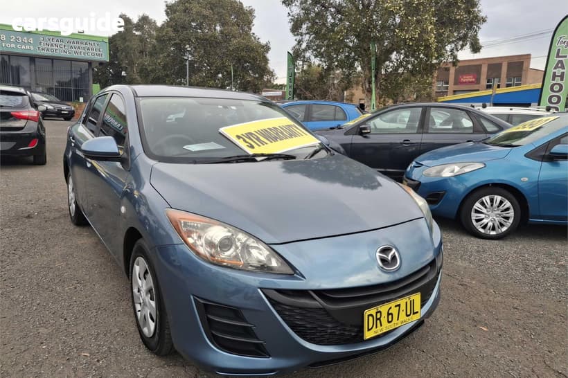Blue 2009 Mazda 3 Hatchback Neo