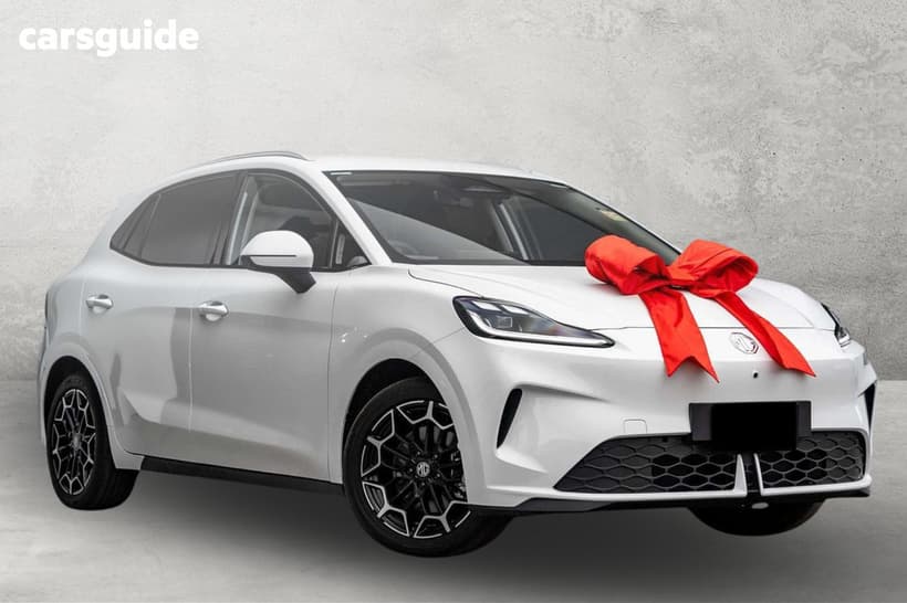 White 2026 MG MG4 Hatchback Essence 64 150Kw