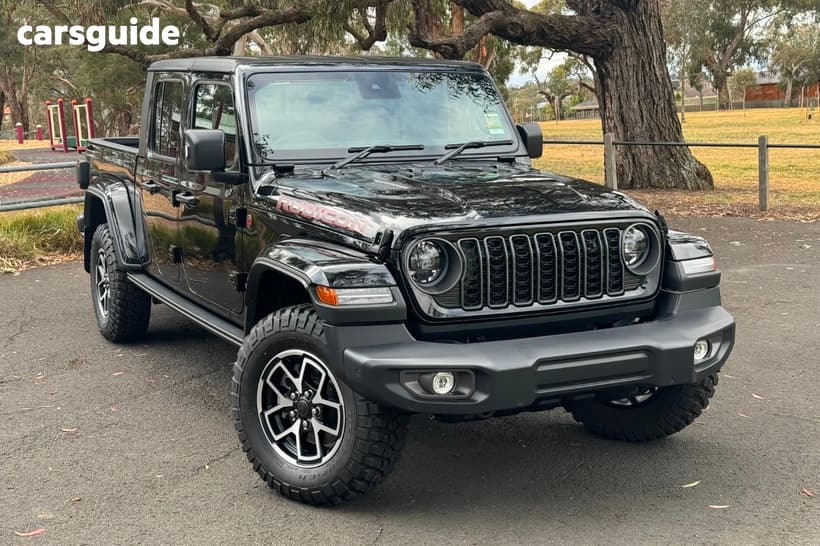 Black 2025 Jeep Gladiator Dual Cab Utility Rubicon (4X4)