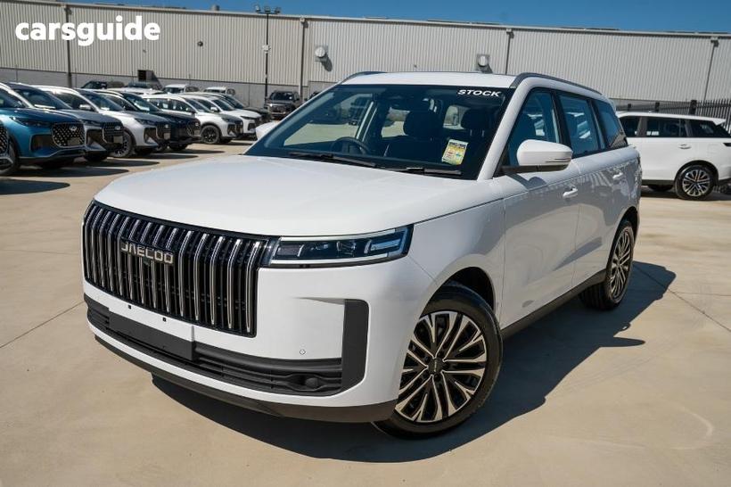 White 2026 Jaecoo J5 Wagon Summit Ev