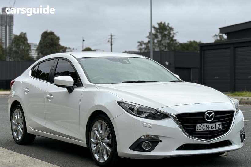 White 2015 Mazda 3 Sedan Sp25 Gt