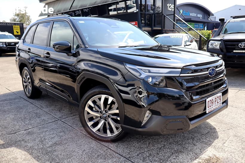 Black 2025 Subaru Forester Wagon Hybrid Touring (Awd)