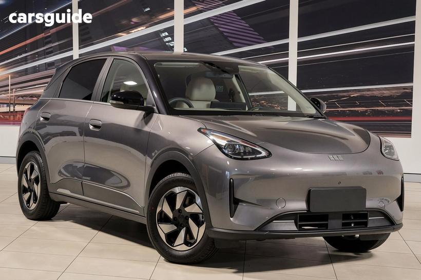 Silver 2026 Geely Ex2 Hatchback Inspire