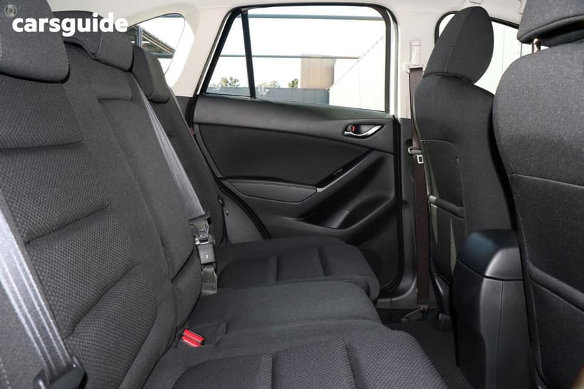 White 2017 Mazda CX-5 Wagon Maxx Sport (4X4)