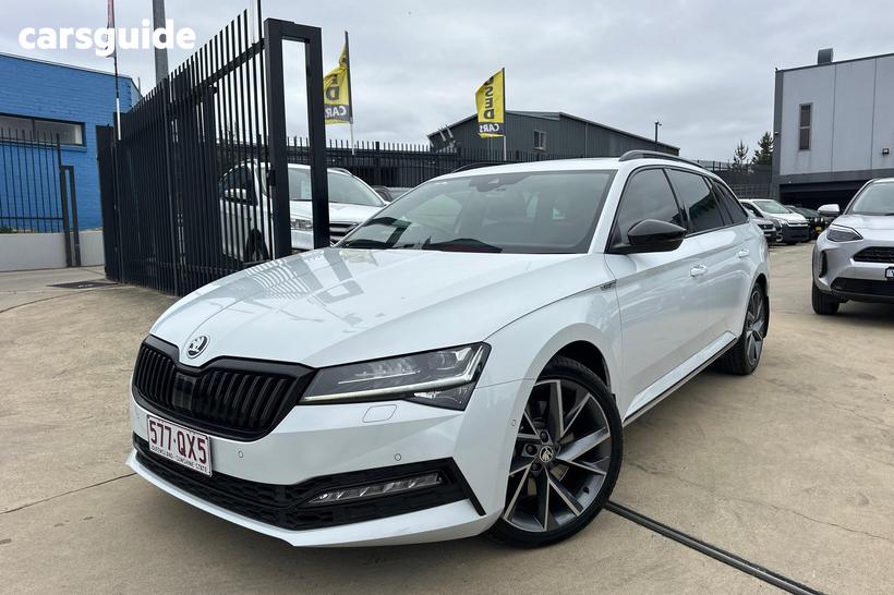 White 2023 Skoda Superb Wagon Sportline 206Tsi (4X4)