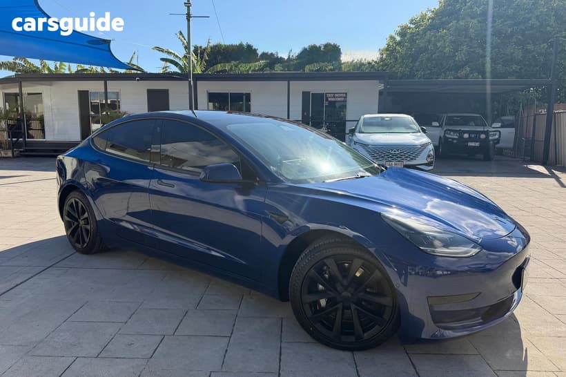 Blue 2022 Tesla Model 3 Sedan Rear-Wheel Drive
