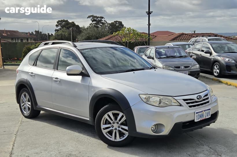 Silver 2010 Subaru Impreza Hatchback Xv (Awd)