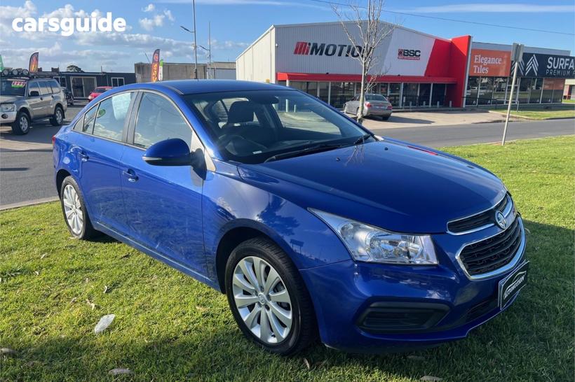Blue 2016 Holden Cruze Sedan Equipe