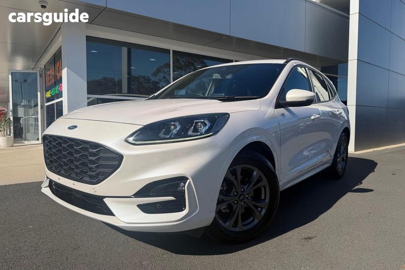 White 2023 Ford Escape Wagon St-Line (Fwd)