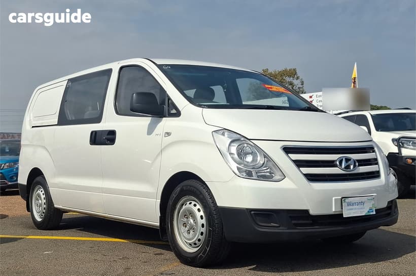 White 2016 Hyundai Iload Crew Van Crew 6S Liftback