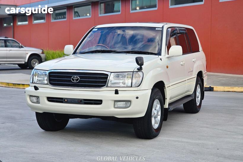 White 1999 Toyota Landcruiser SUV HDJ101