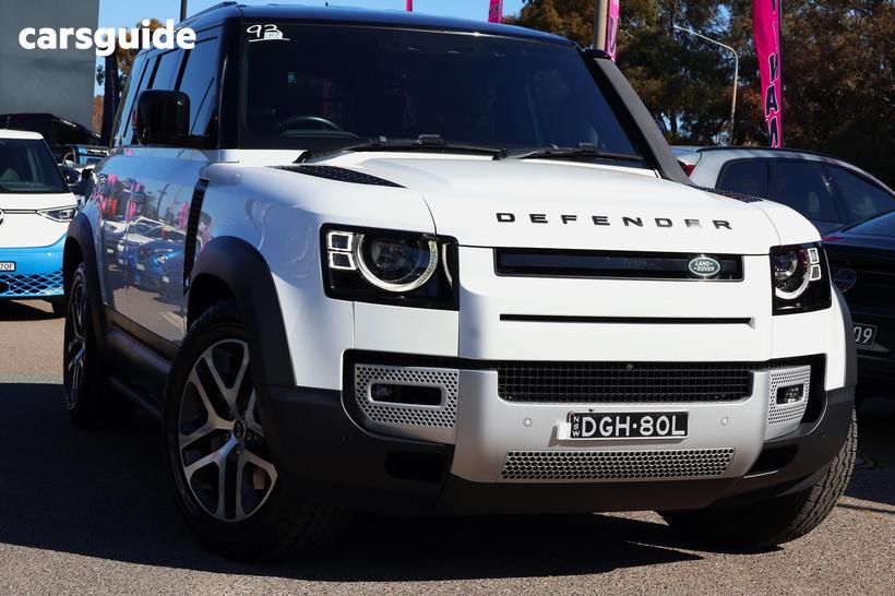 White 2022 Land Rover Defender Wagon 110 D300 Se (220Kw)