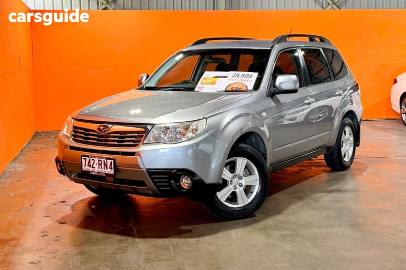 Silver 2008 Subaru Forester Wagon Xs