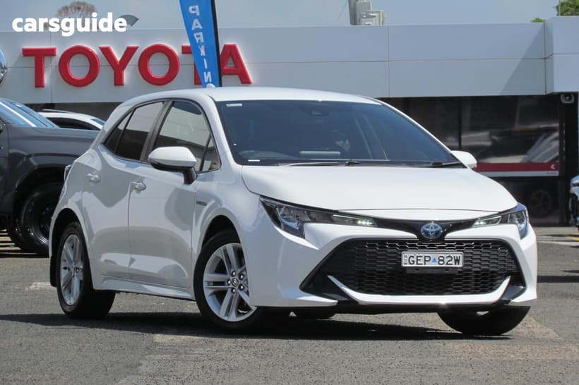 White 2019 Toyota Corolla Hatchback Ascent Sport (Hybrid)