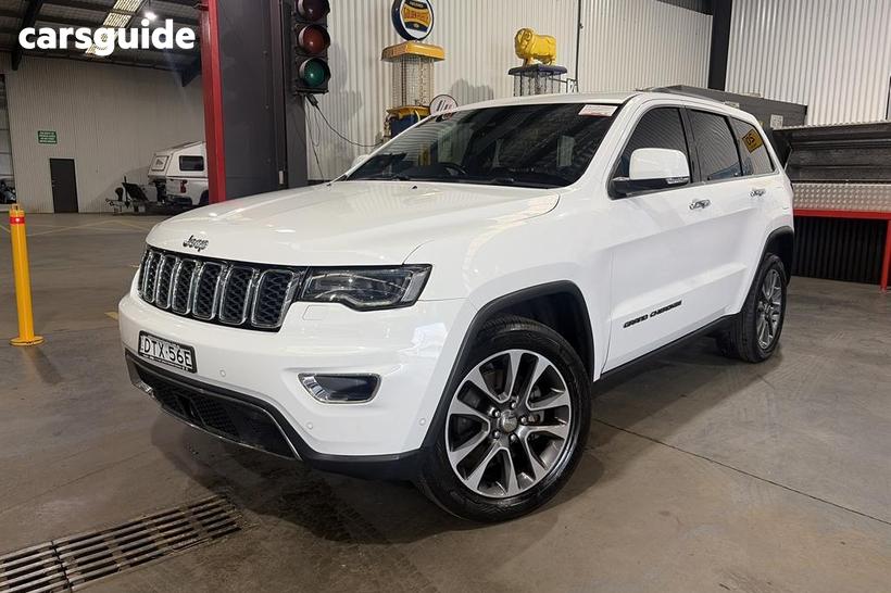 White 2017 Jeep Grand Cherokee Wagon Limited (4X4)