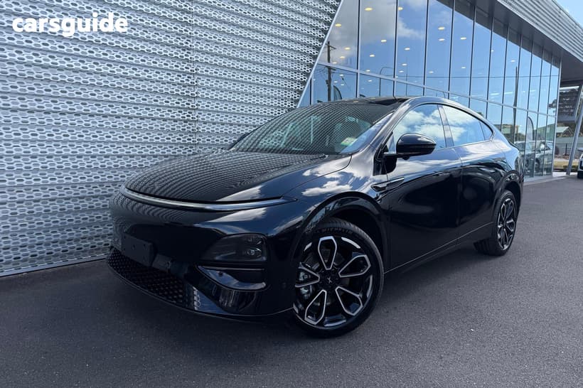 Black 2026 Xpeng G6 SUV PERFORMANCE 4WD