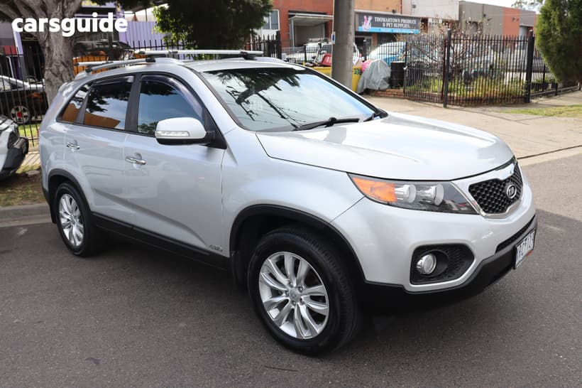 Silver 2010 Kia Sorento Wagon Sli (4X4)