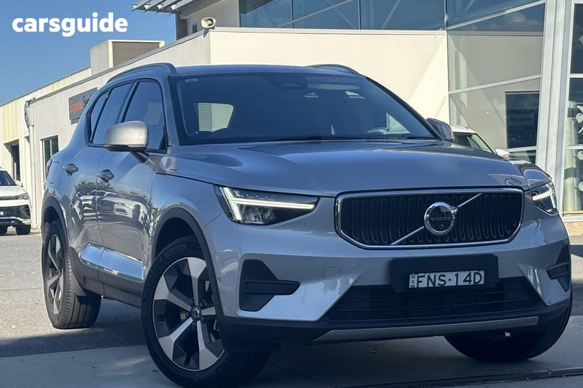 Silver 2024 Volvo XC40 Wagon Plus B4 Mhev