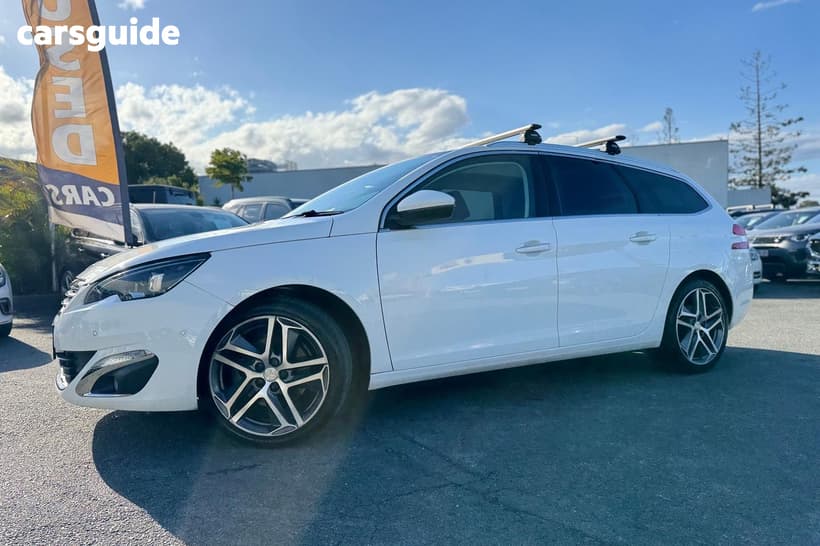 White 2016 Peugeot 308 Wagon Touring Allure Premium Bluehdi