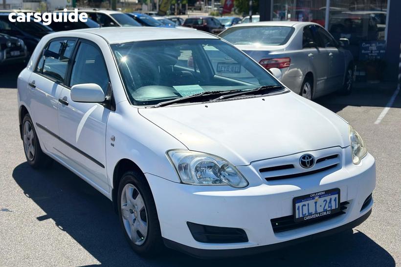 White 2007 Toyota Corolla Hatchback Conquest