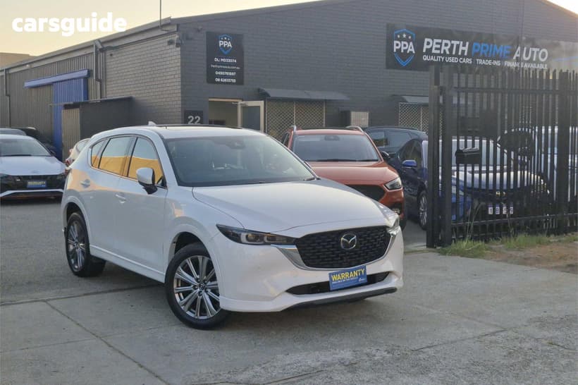 White 2023 Mazda CX-5 Wagon G25 Akera (Awd)