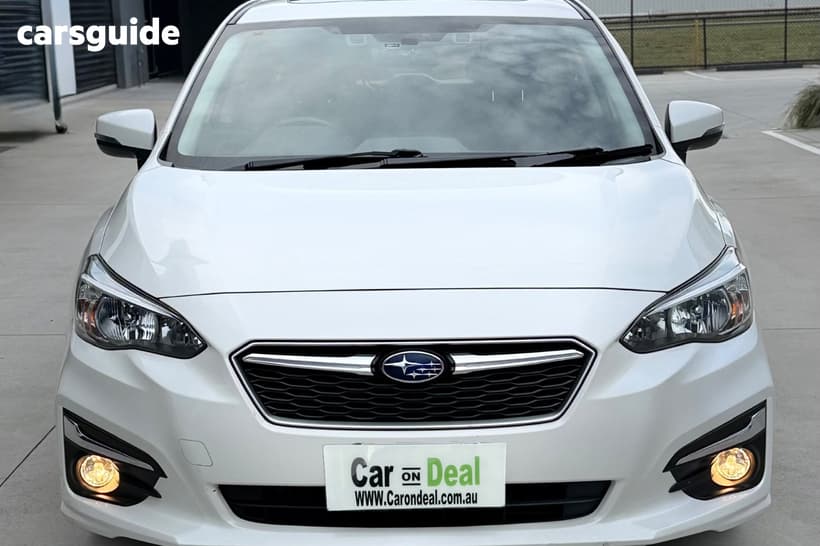 White 2017 Subaru Impreza Hatchback 2.0P Premium (Awd)