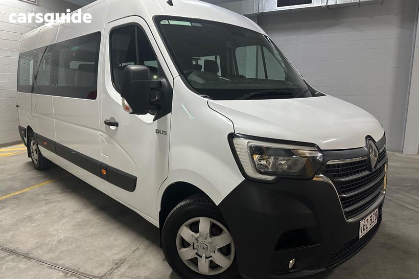 White 2021 Renault Master Commercial