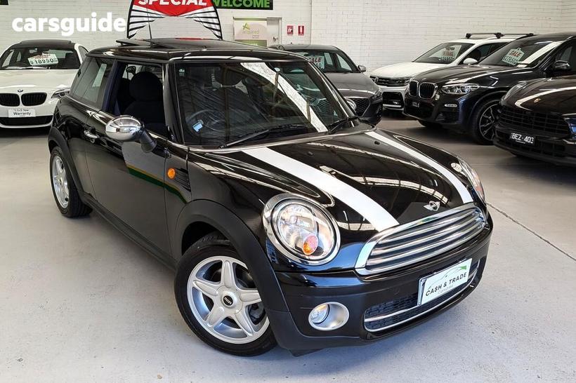 Black 2009 Mini Cooper Hatchback D