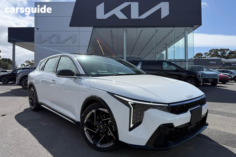 White 2026 Kia K4 Hatchback Gt-Line