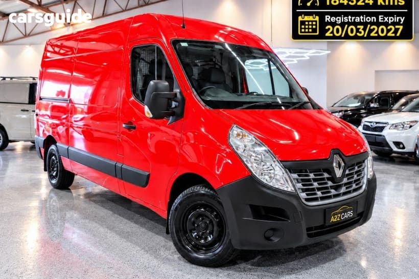 Red 2016 Renault Master Commercial X62