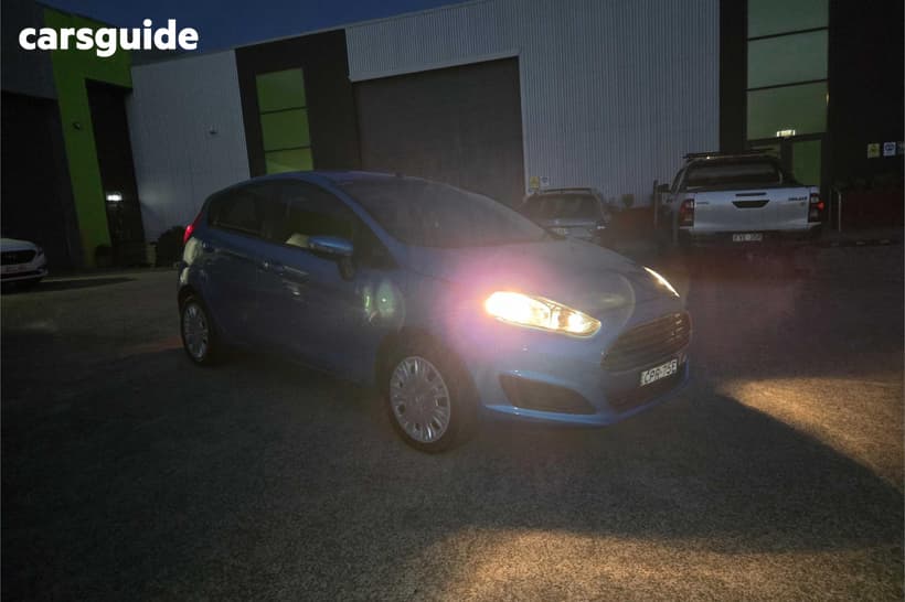 Blue 2013 Ford Fiesta Hatchback Cl