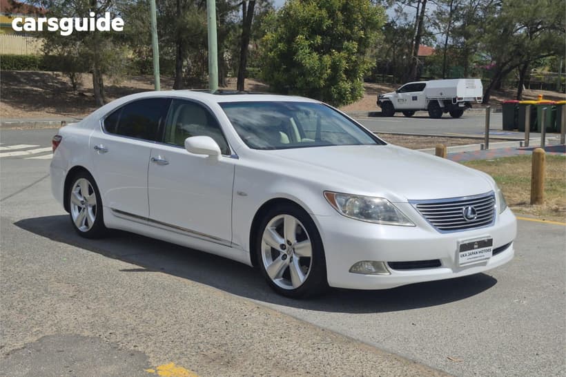 White 2006 Lexus LS430 Sedan