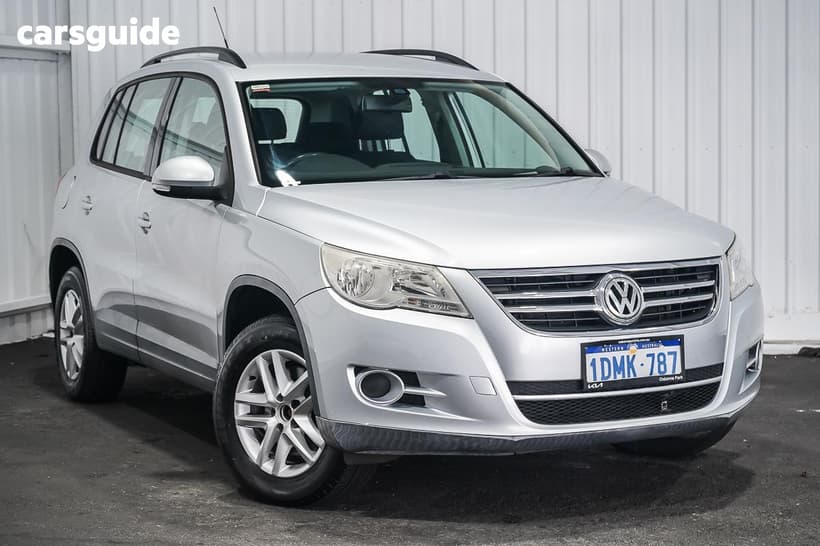 Silver 2010 Volkswagen Tiguan Wagon 125 Tsi