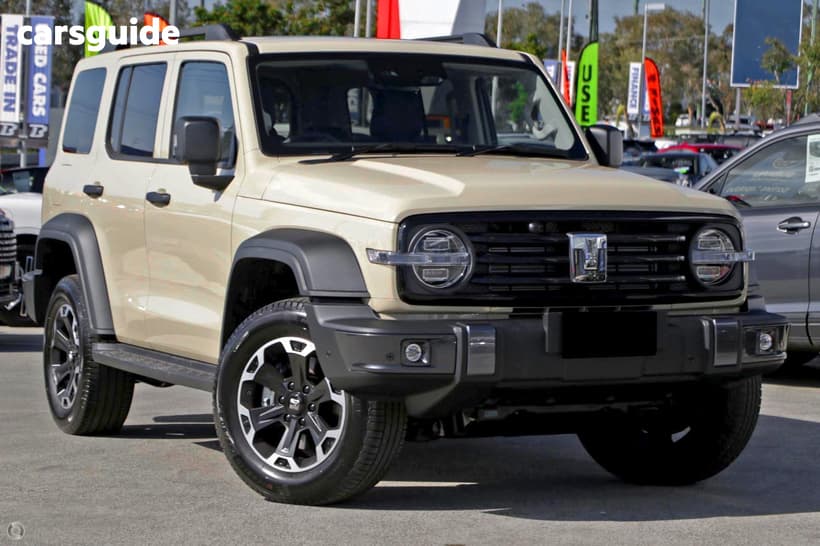 Gold 2026 GWM Tank 300 Wagon Ultra Phev