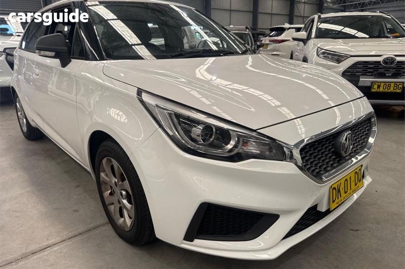 White 2022 MG MG3 Hatchback Core