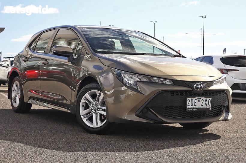 Bronze 2019 Toyota Corolla Hatchback Ascent Sport
