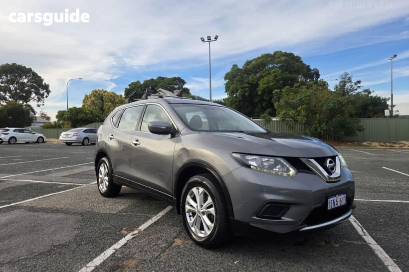 Grey 2015 Nissan X-Trail SUV