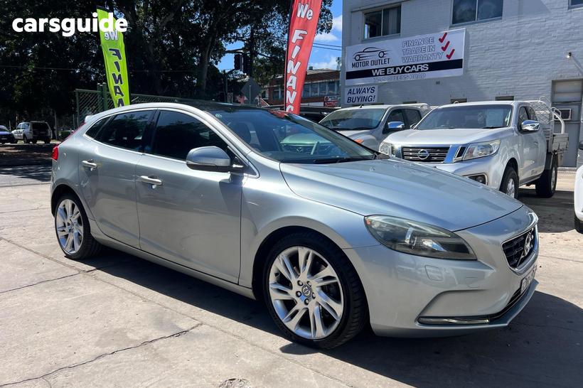 Silver 2013 Volvo V40 Hatchback D4 Luxury