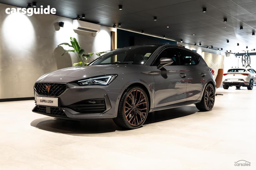 Grey 2023 Cupra Leon Hatchback Vzx
