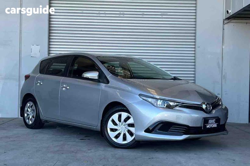 Silver 2016 Toyota Corolla Hatchback Ascent