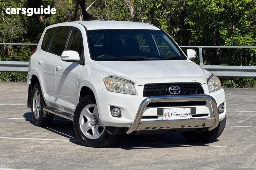 White 2012 Toyota RAV4 Wagon Cv (4X4)