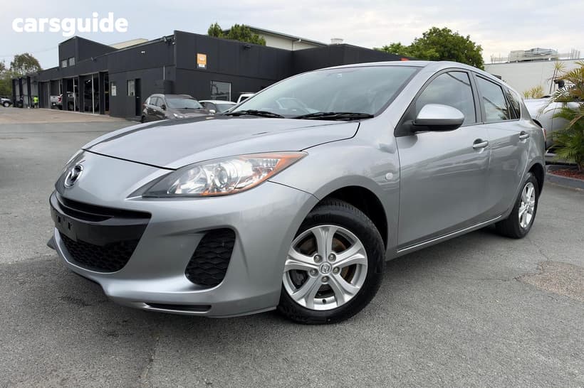 Grey 2012 Mazda 3 Hatchback Neo