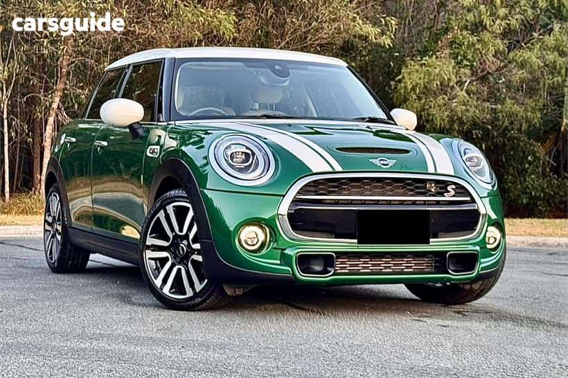 Green 2020 Mini Hatch Hatch COOPER S