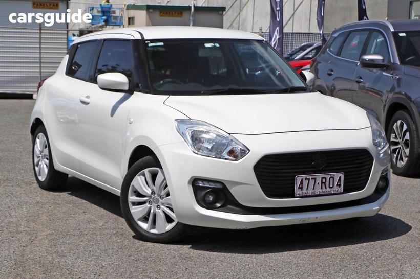 White 2017 Suzuki Swift Hatchback Gl Navigator